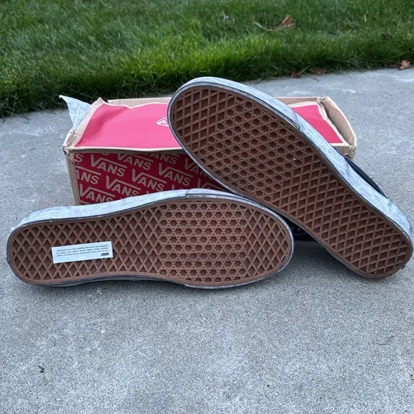 NIB Vans Era CA Lace Up Sneakers