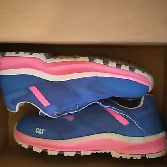 NIB Women's CATERPILLAR blue and pink shoes with composite toe size 8.5