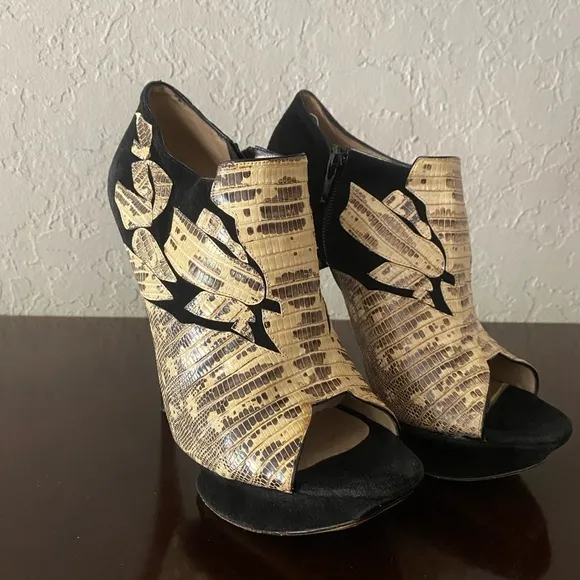 Nicholas Kirkwood Snakeskin Platform Boots Shoes 39.5 US 9 Avant Garde Amazing!