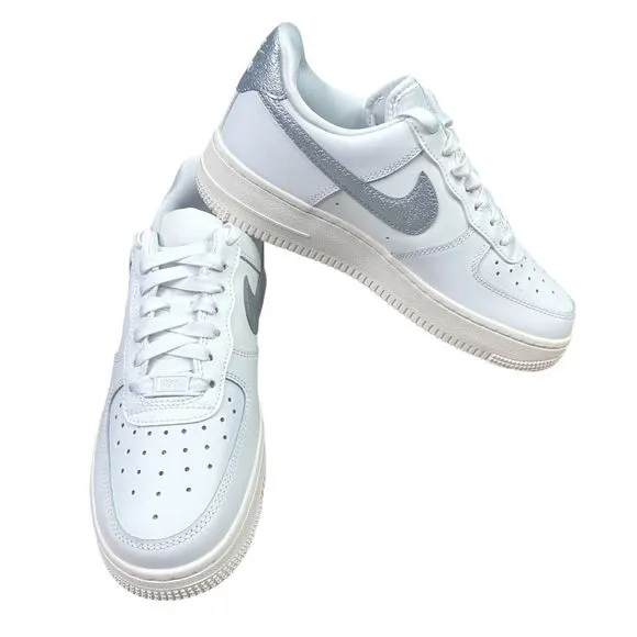 Nike Air Force 1 ‘07 ESS TRND - Size 6.5