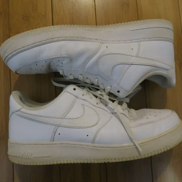 Nike Air Force 1 Low Triple White Retro Men's Size 13 315122-111 Basketball