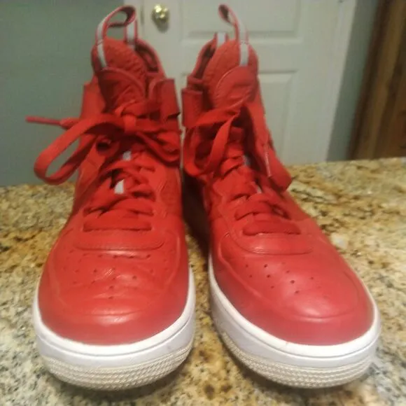 Nike Air Force 1 Ultra Force Basketball Shoes Mens 9 Red Athletic Sneakers