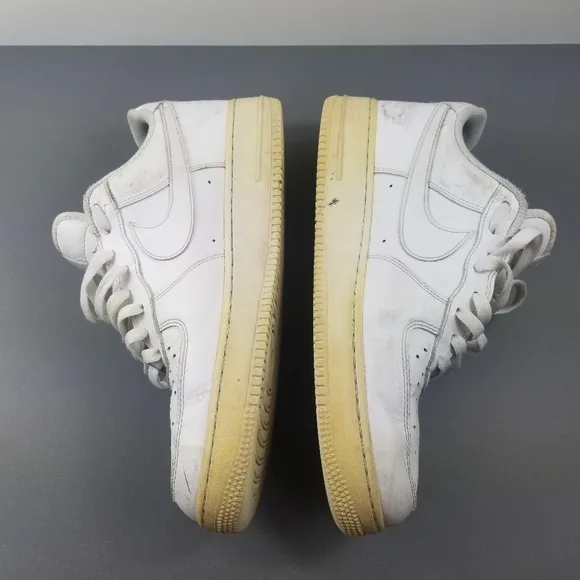 NIKE Air Force One  Sneakers size 11
