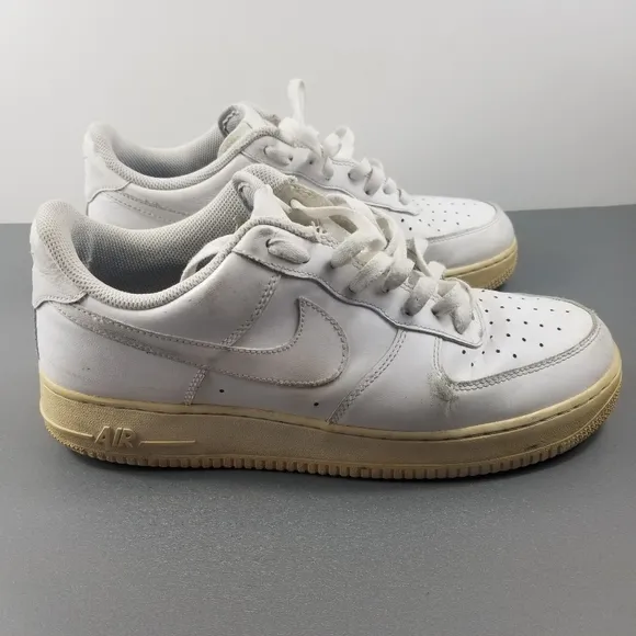 NIKE Air Force One  Sneakers size 11