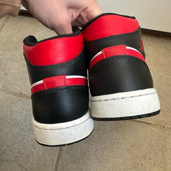 Nike Air Jordan 1 Mid Bred Toe Black Fire Red White Men's Shoes Size 10 sneakers