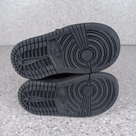 Nike Air Jordan 1 Mid Triple Black Sneakers 5C Kids Shoes