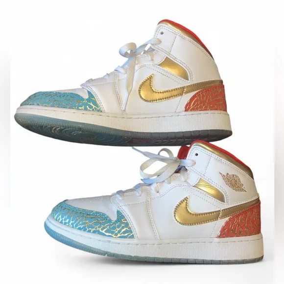 Nike Air Jordan 1  Mid UNC to Chicago Blue Red 6.5