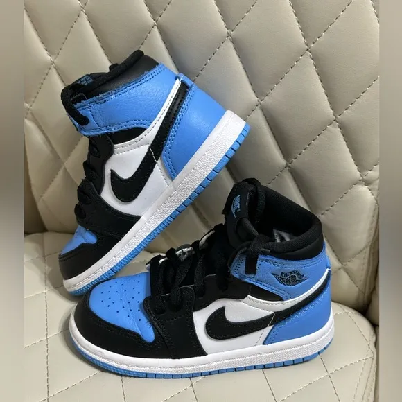 NIKE AIR JORDAN Retro OG High Top UNC Toe toddler shoes size 8c blue
