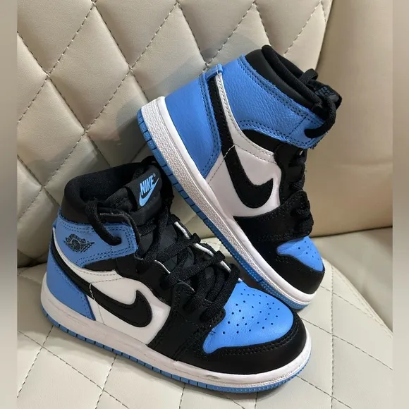 NIKE AIR JORDAN Retro OG High Top UNC Toe toddler shoes size 8c blue