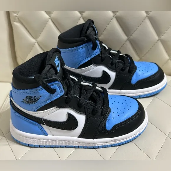 NIKE AIR JORDAN Retro OG High Top UNC Toe toddler shoes size 8c blue