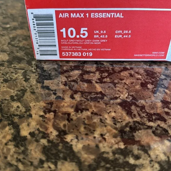 Nike air Max 1 Essential Men's Gray Sneakers EUC 10.5