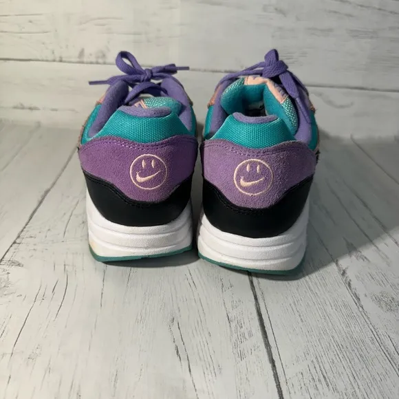 Nike Air Max 1 Have A Nike Day 6.5Youth Athletic Shoes Sneakers