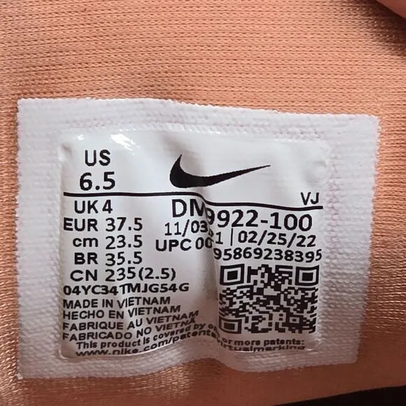Nike Air Max‎ 90 Futura Tan Retro Sneakers Sandrift DM9922-100 Women's Size 6.5