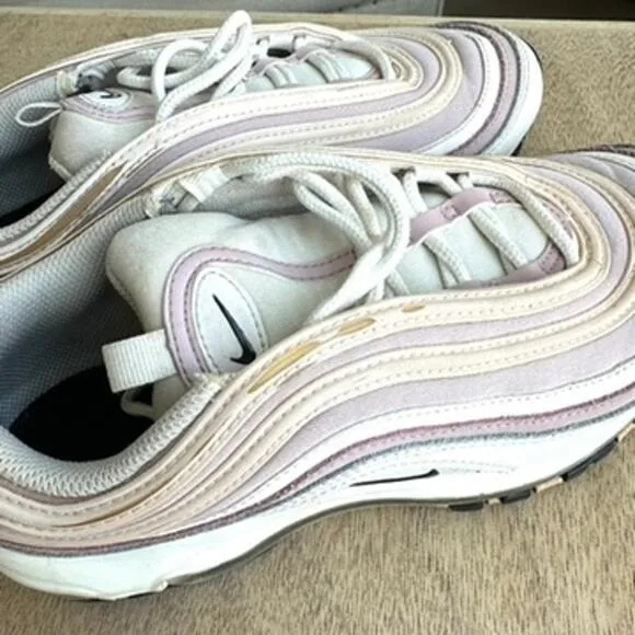 Nike Air Max 97 Pink Cream Women’s Size 6.5 (DA9325-100)