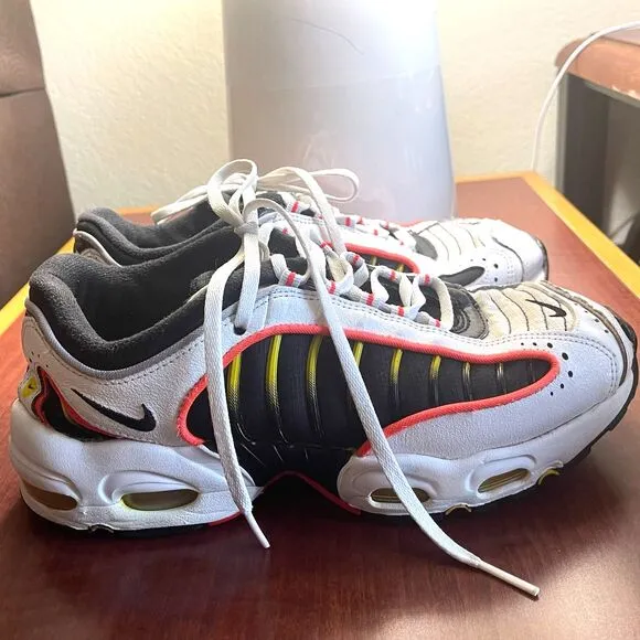 Nike Air Max Men's White-Black-Bright Crimson Sneakers Running Shoes Size 7Y