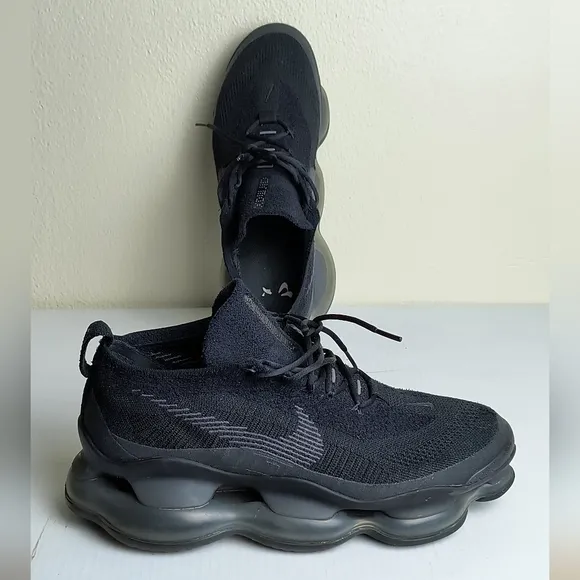 Nike Air Max Scorpion Flyknit Black Running Shoes Modern Design and Comfort