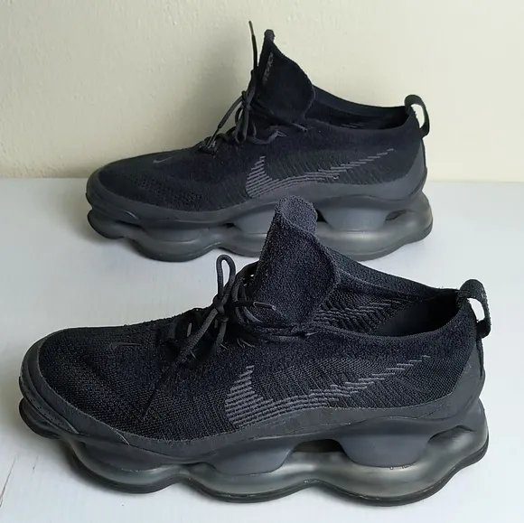 Nike Air Max Scorpion Flyknit Black Running Shoes Modern Design and Comfort