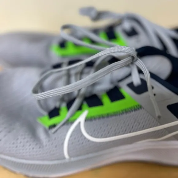 Nike Air Zoom Pegasus 38 Seattle Seahawks men’s 13 Shoes with Breathable Mesh