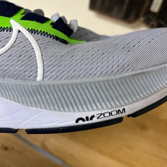 Nike Air Zoom Pegasus 38 Seattle Seahawks men’s 13 Shoes with Breathable Mesh