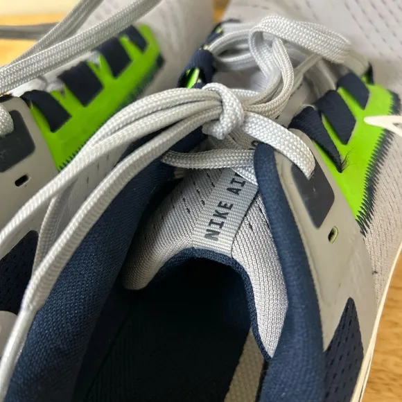 Nike Air Zoom Pegasus 38 Seattle Seahawks men’s 13 Shoes with Breathable Mesh