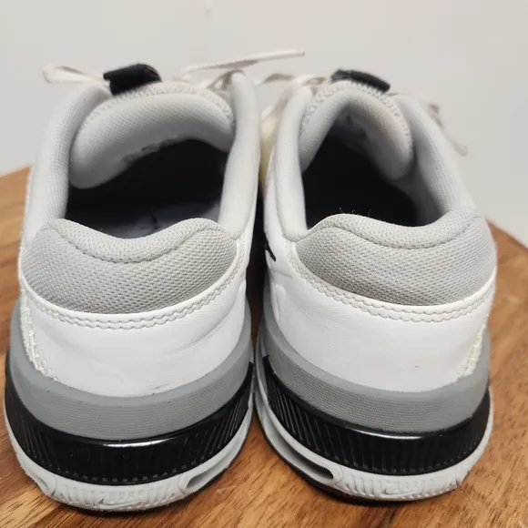 Nike Black and White Athletic Sneakers with Breathable Mesh 11.5