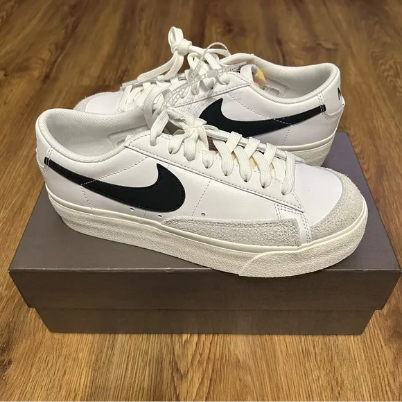 NIKE Blazer white black platform lace up shoes sneakers women’s 8 new