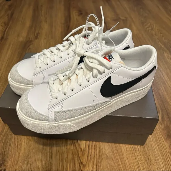 NIKE Blazer white black platform lace up shoes sneakers women’s 8 new