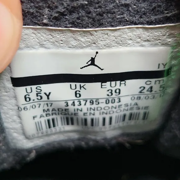 Nike Boys Air Jordan 6.5Y True Flight 343795-003 Black Basketball Shoes Sneakers