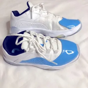 Nike Boys Air Jordan ll CMFT low blue basketball shoes
