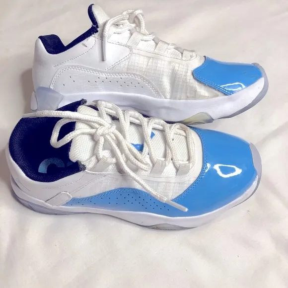 Nike Boys Air Jordan ll CMFT low blue basketball shoes