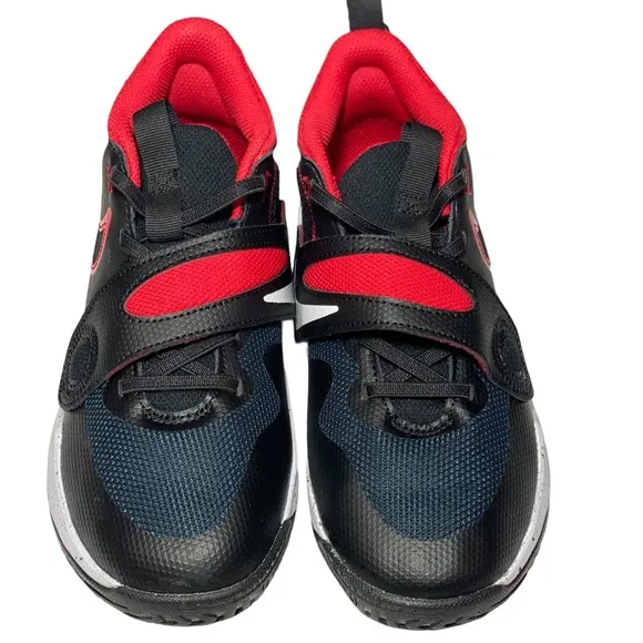 Nike Boys Team Hustle D11 RED Basketball Shoes Sneakers DV8994-003 Sz 3Y EUC