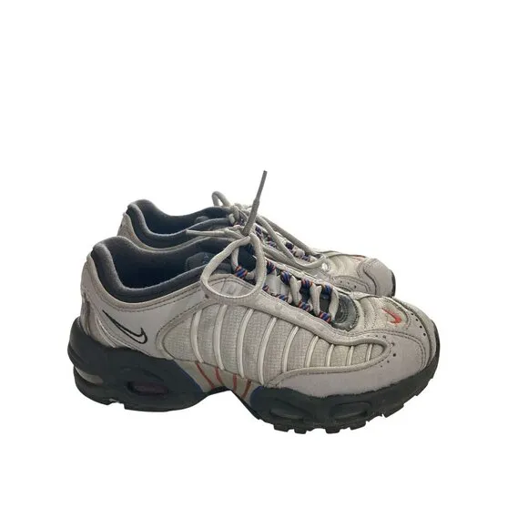 Nike CK0700 Air Max Tailwind IV Youth Size 5Y Gray White running Sneakers shoes