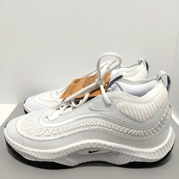 Nike Cosmic‎ Unity 3 Knit  Sneakers, NWT, Size 8.5|EUR 42