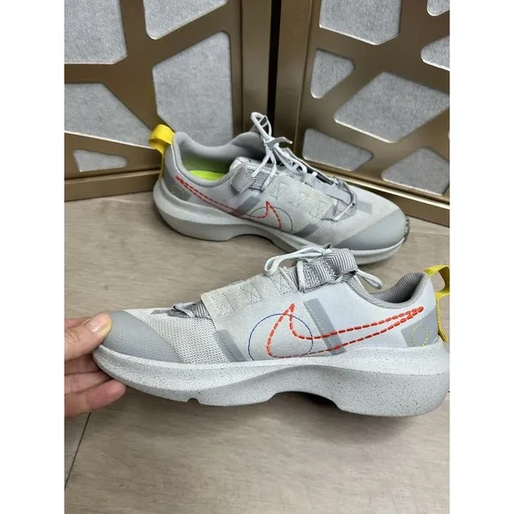Nike Crater Impact Grey Sneakers Sz 6Y Big Boys Youth Kids Shoes Wm 7.5 DB3551