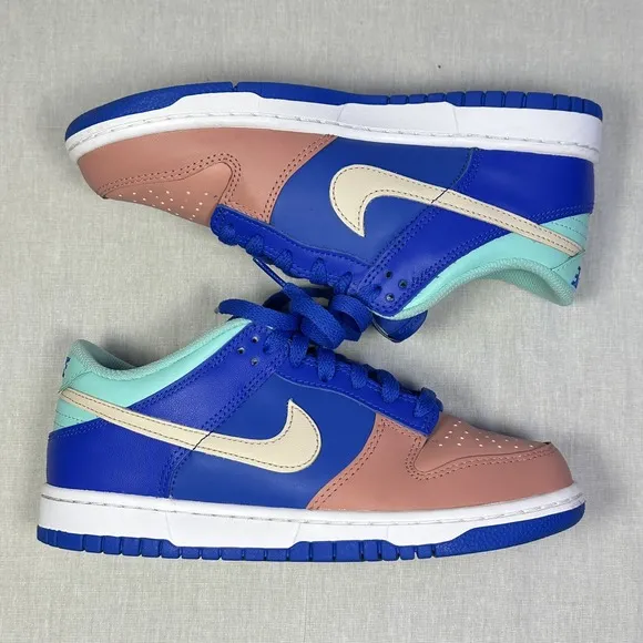 Nike Dunk Low SE GS 6Y Salmon Toe Youth Sneaker DZ2873-400. FAST SHIPPING