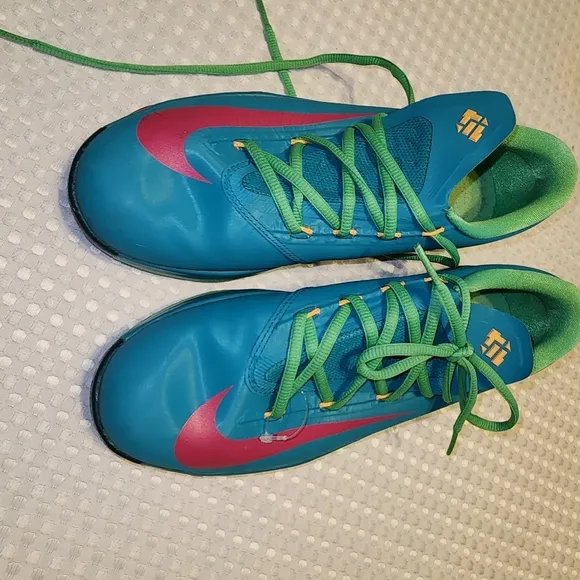 NIKE EUC KD 6 G &quot;HERO&quot; TURBO YOUTH SNEAKERS SHOES. SIZE 6.5Y