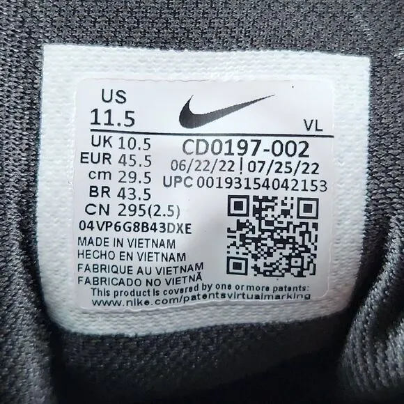 Nike Flex Control 4 Men's Sz 11.5 Black White Athletic Lightweight Workout Shoes