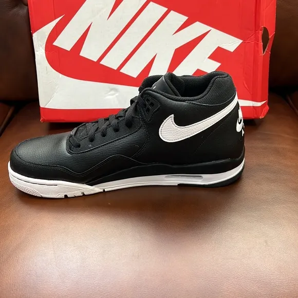 Nike Flight Legacy 'Black White'