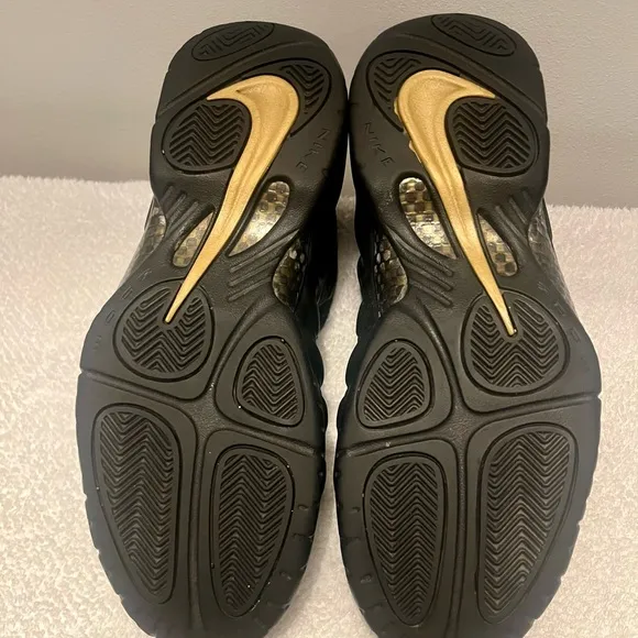 NIKE FOAMPOSITE PRO SZ 9