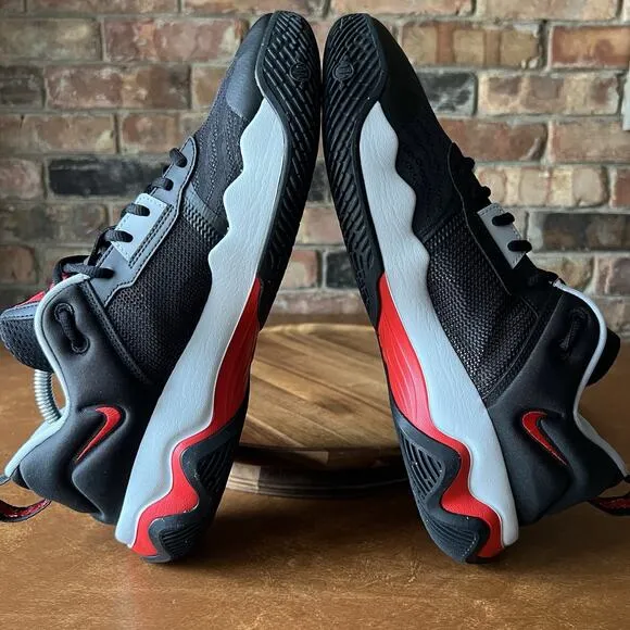 Nike Giannis Immortality 3 Men's 10.5 Bred Black University Red Shoes Sneakers