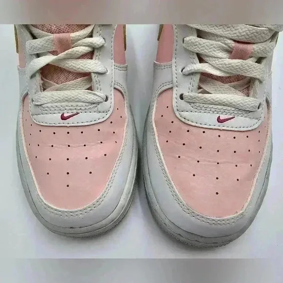 Nike Girls Youth Size 7 Air Force 1 Impact Gs Summit White/Seafoam Green