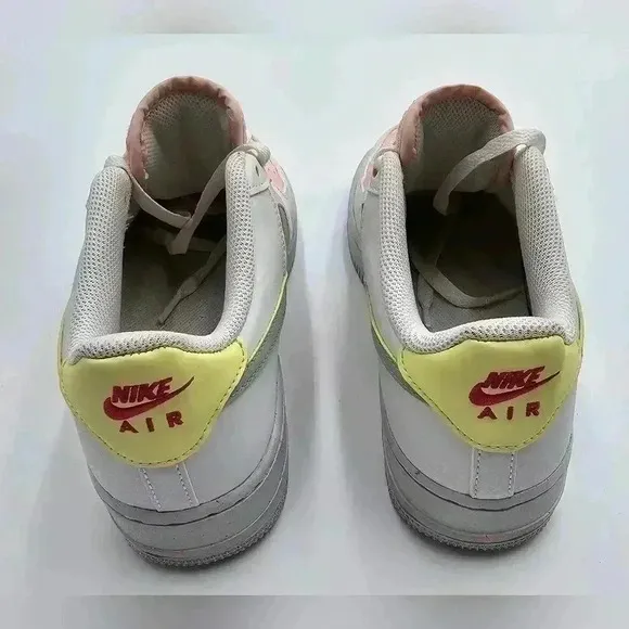 Nike Girls Youth Size 7 Air Force 1 Impact Gs Summit White/Seafoam Green