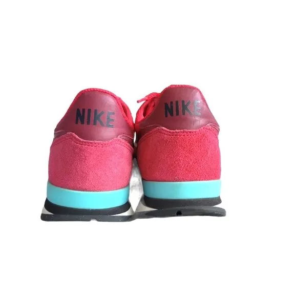 Nike Internationalist Women’s Running Shoes