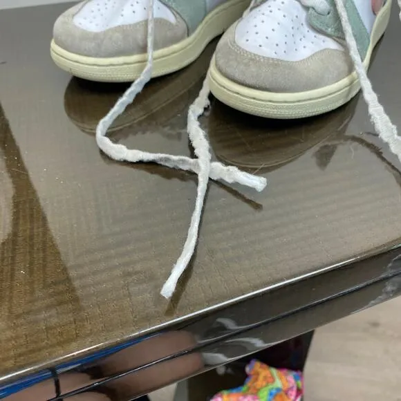 Nike Jordan 1 Mid SE Pink Oxford Sneakers Shoes Youth 6.5Y