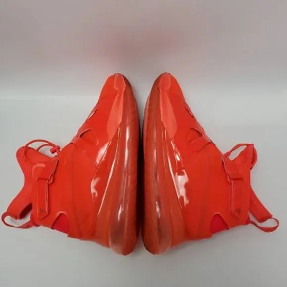 Nike Jordan Air Latitude 720 October Red Marathon Running Shoes AV5187-600 Sz 8M