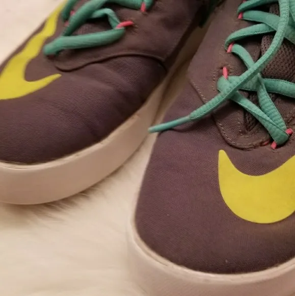 Nike KD Vulc GS sneakers shoes size 8 very nice
