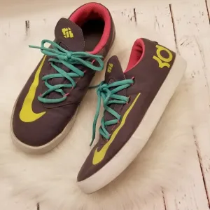 Nike KD Vulc GS sneakers shoes size 8 very nice