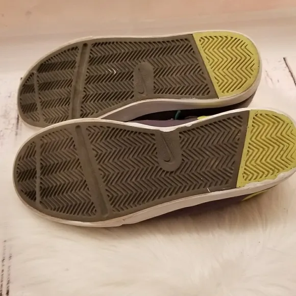Nike KD Vulc GS sneakers shoes size 8 very nice