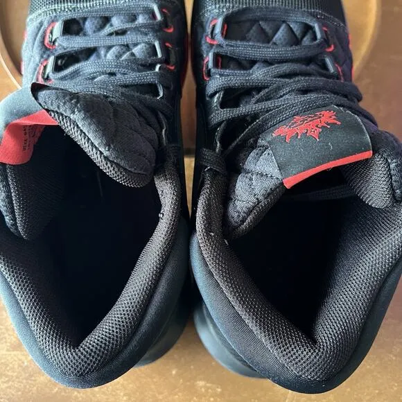 Nike LeBron Witness 8 Bred Men's Size 12 Basketball Shoes
