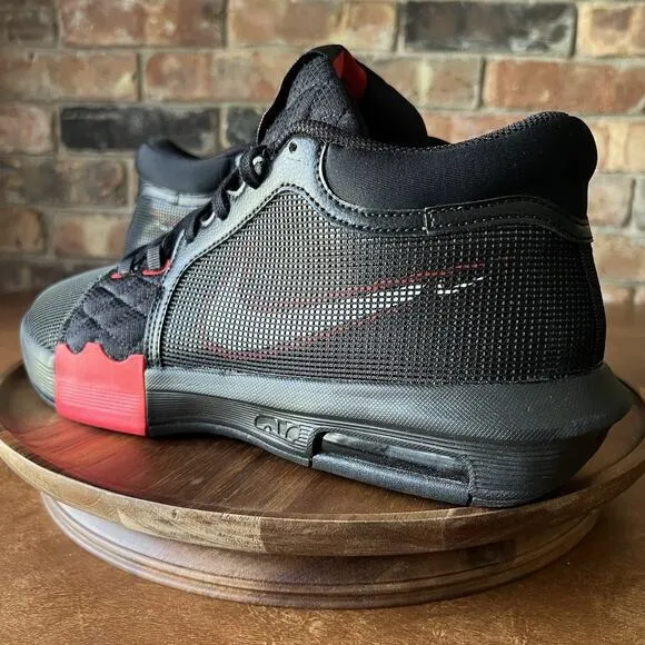 Nike LeBron Witness 8 Bred Men's Size 12 Basketball Shoes